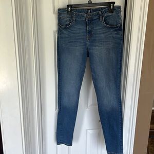 Ladies Gap Jeans Legging Size 31 regular like new